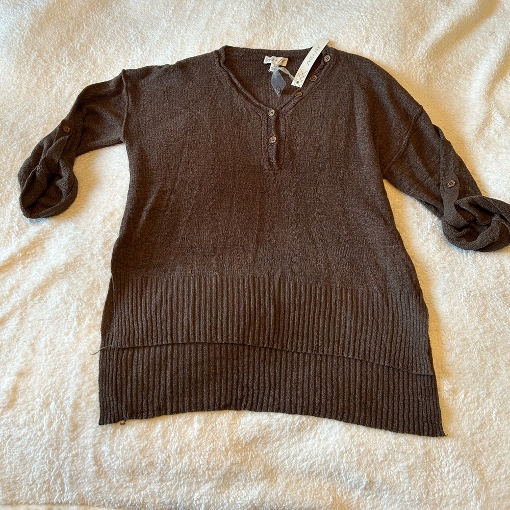 NWT She + Sky Button top in ash brown